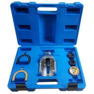 Скоба за шарнири VW T4 2.0-2.5 комплект Скоба за шарнири VW T4 2.0-2.5 комплект